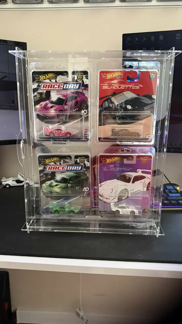 BLISTER DISPLAY — витрина за колички в блистери — при клиент
